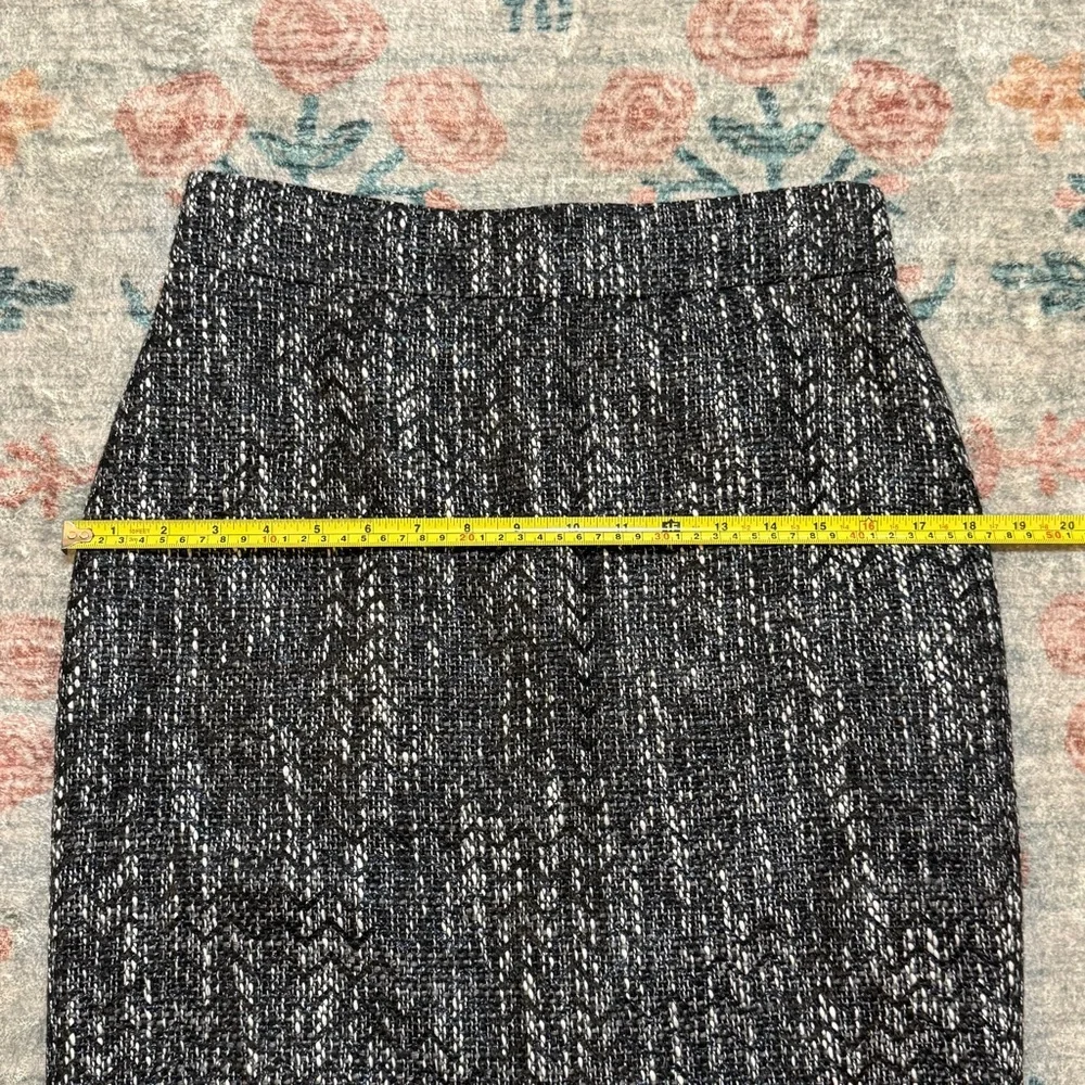 J Crew No 2 Pencil Skirt in Holographic Tweed NWT Size 6